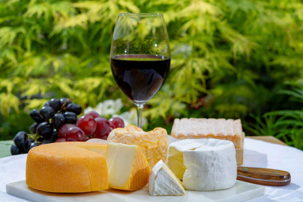 Симфония по-итальянски: вино и сыр