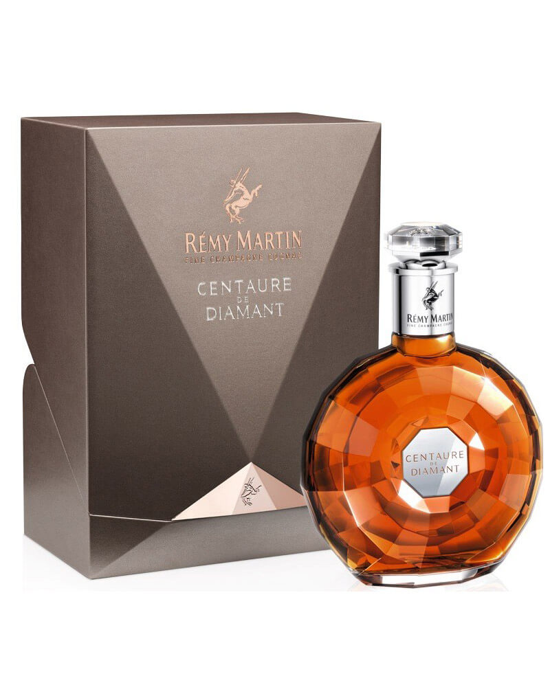 Коньяк Remy Martin Centaure de Diamant 40% in Gift Box (0,7L)